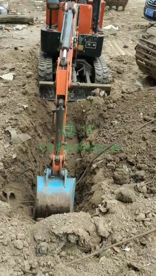 北京出售二手九成新的山鼎12微挖掘機