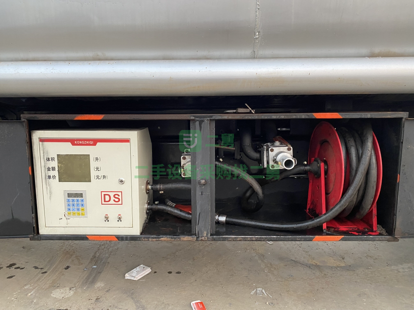 河北出售10噸東風多利卡4102朝柴流動加油車