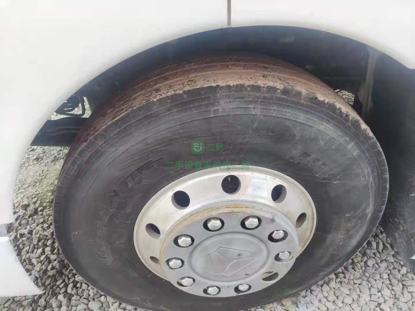 出售2018年2月重汽汕德卡牽引車國五排放540馬力雙驅輕體帶液緩
