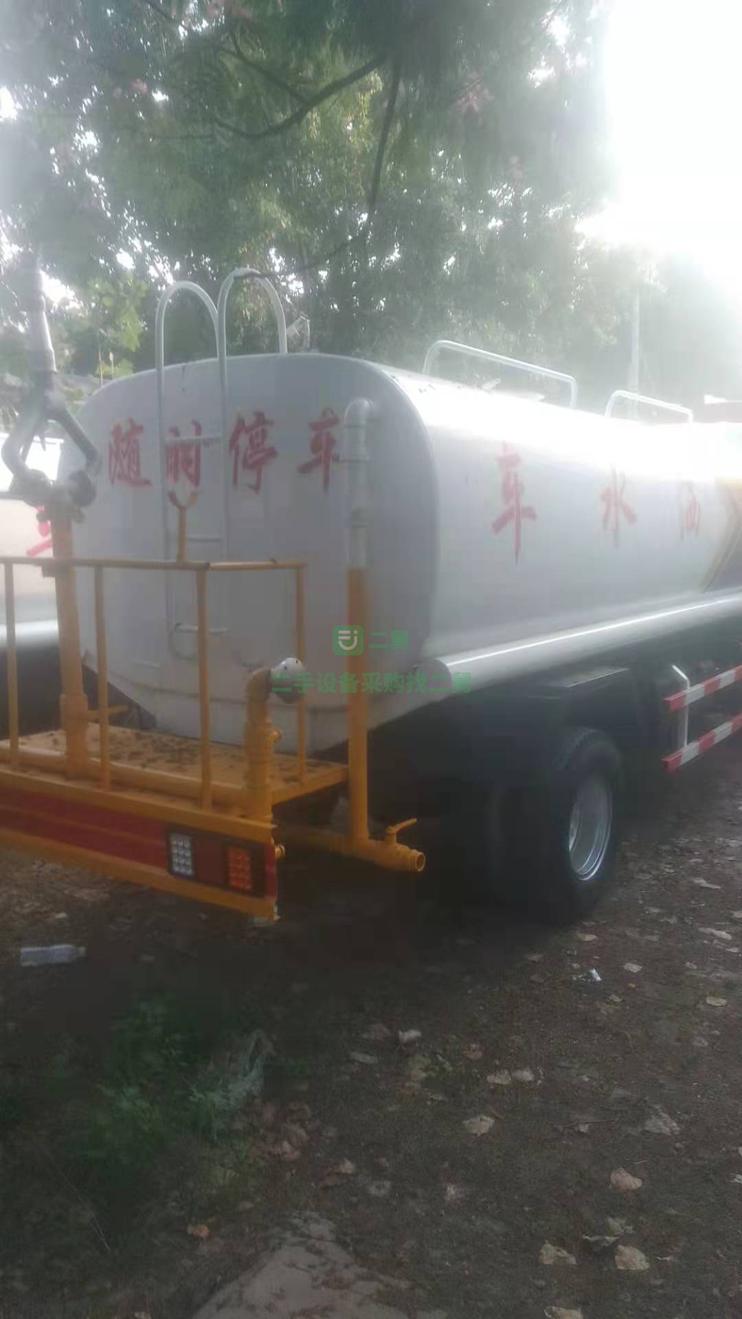 出售江淮威鈴8噸灑水車