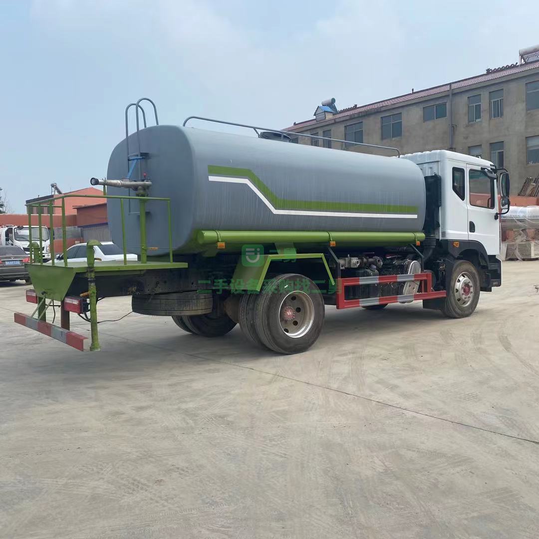 出售十二方東風多利卡D9灑水車