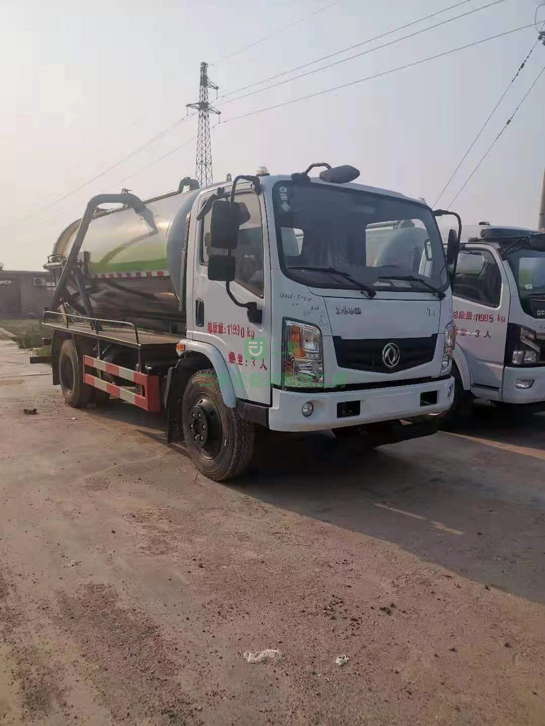 出售東風華神T1吸污車云內150馬力