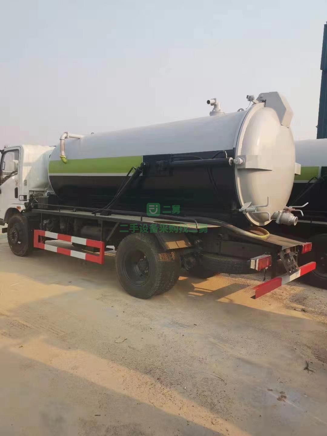 出售東風華神T1吸污車云內150馬力