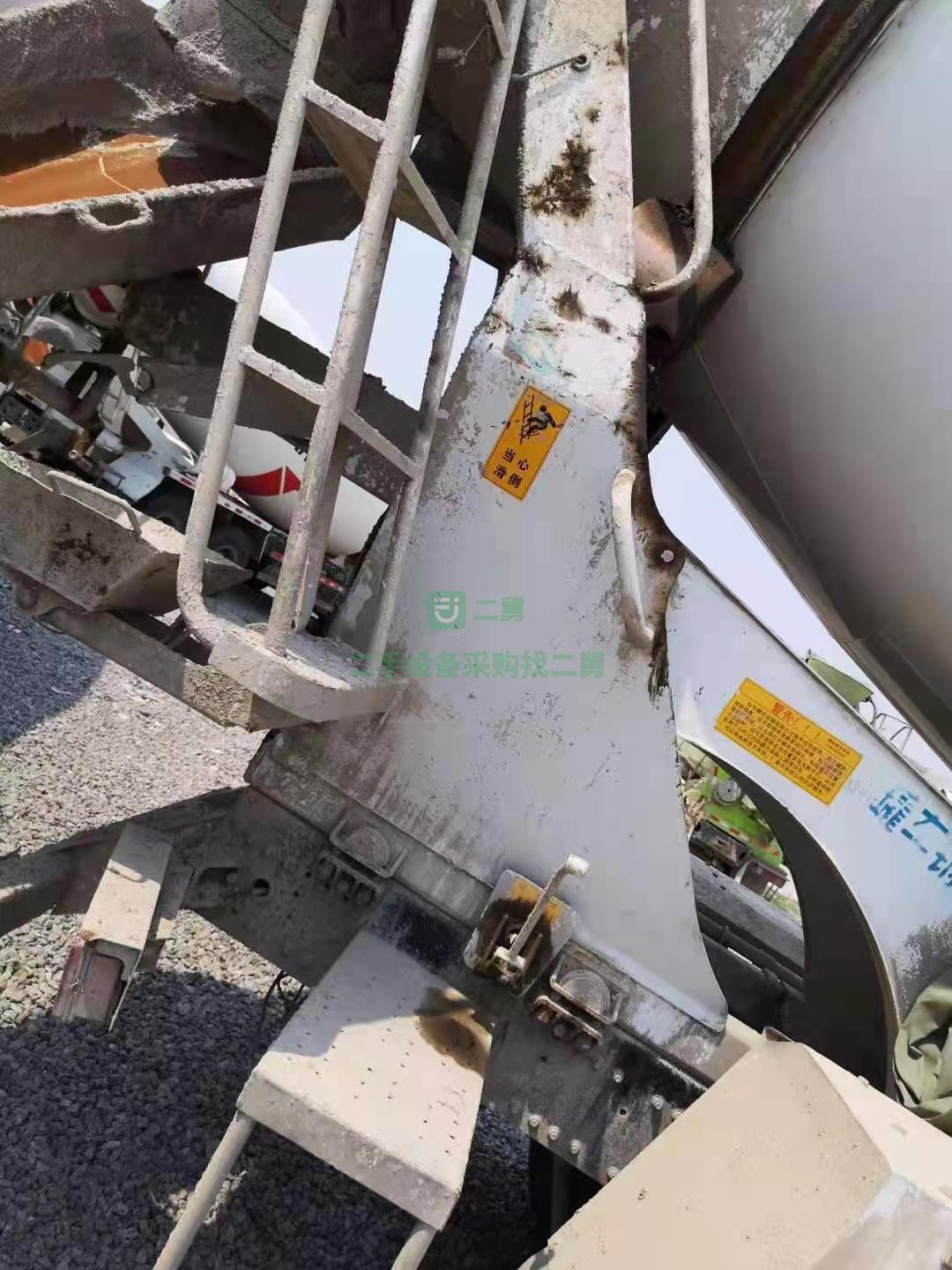 出售2019年德龍唐鴻大二十方攪拌車 原版原況