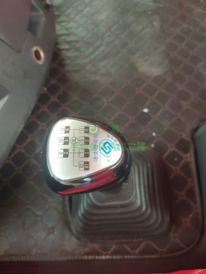 出售17年歐曼GTL牽引車雙驅輕體430馬力手續齊全 包提檔