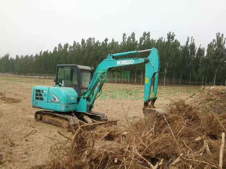 出售神鋼60挖掘機(jī)純土方?jīng)]有打過(guò)錘，車況性能無(wú)憂，大件沒(méi)動(dòng)過(guò)