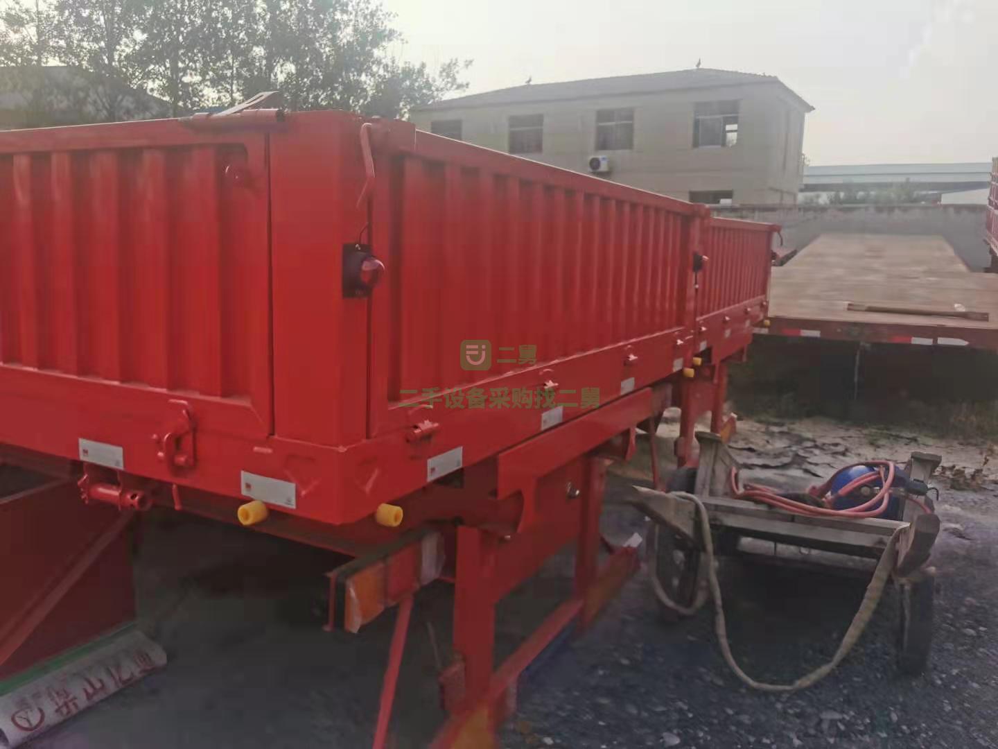 出售13米新車側(cè)翻，表箱，庫存都有現(xiàn)車