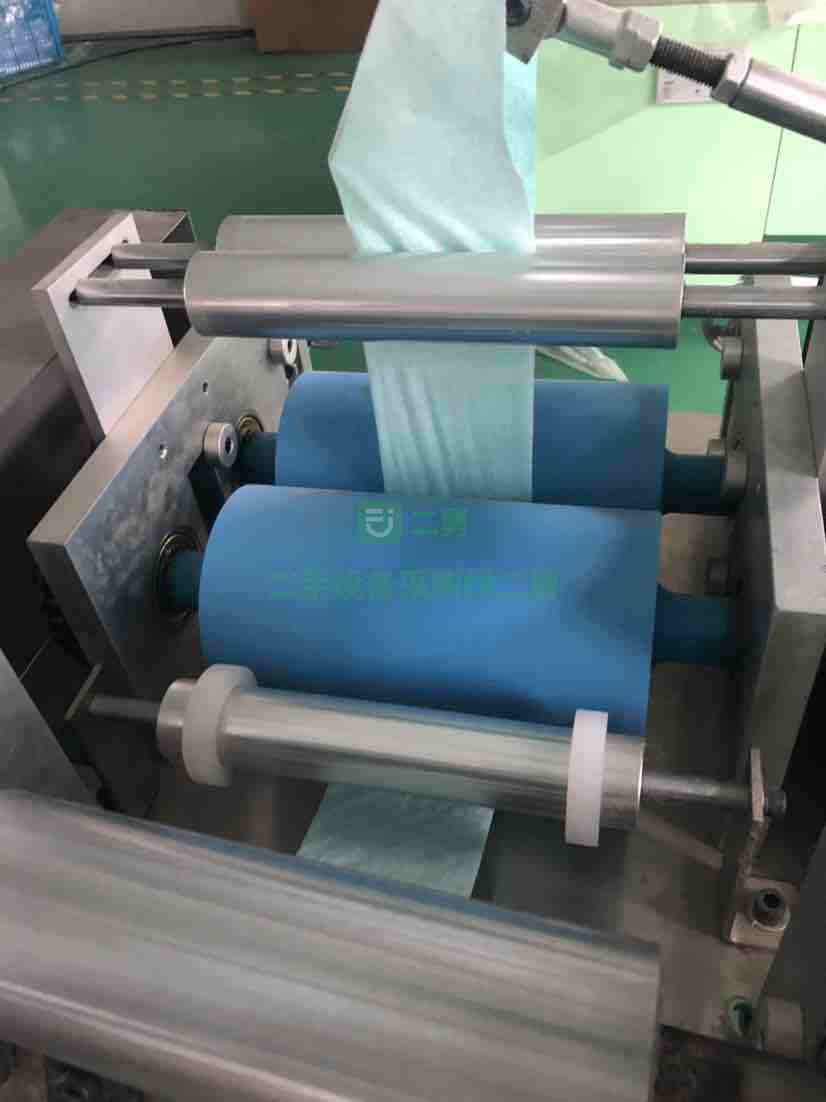 福建出售99新斯普萊SPR-S1棉柔巾卷巾機(jī)，機(jī)器幾乎沒有開過