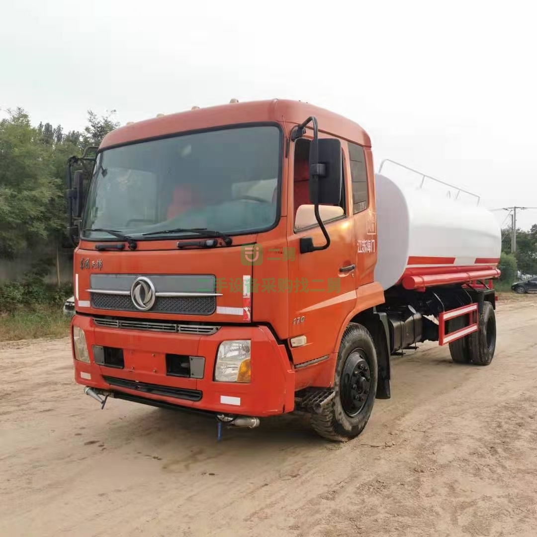 出售六缸東風(fēng)天錦，15立方二手灑水車