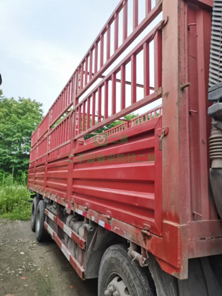 出售天龍前四后八350馬力，帶全保，16年11月，國四貨車
