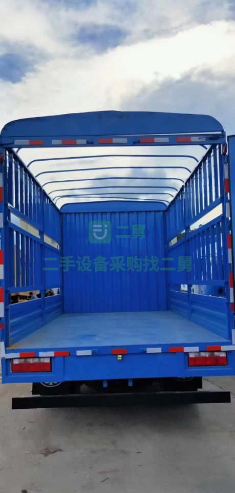 4.2米國六解放高欄運輸貨車