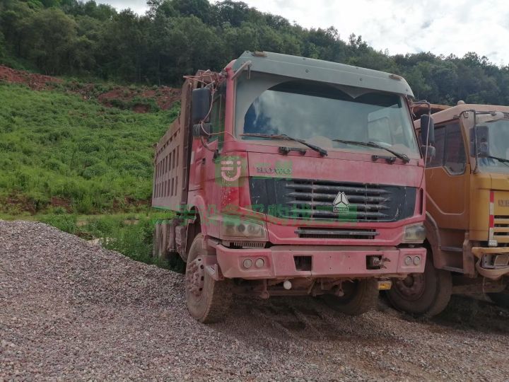云南出售二手的后八輪雙橋自卸車