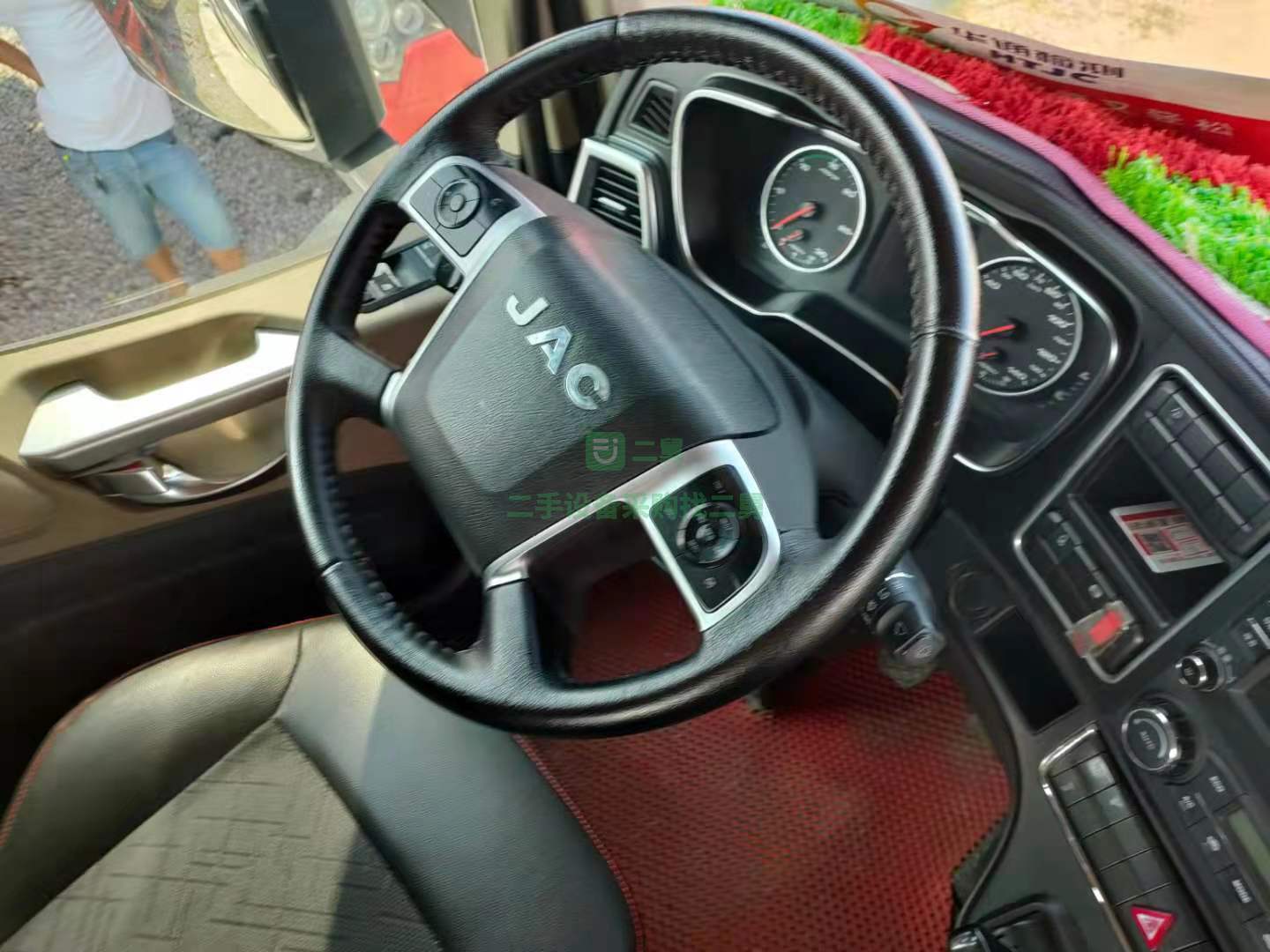 出售2017年12月上戶，江淮格爾發k7牽引車