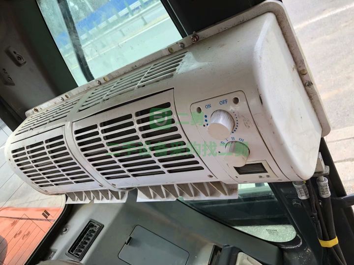 出售斗山DX260挖掘機一臺，沒活干了，出價就買，誠心要的來談