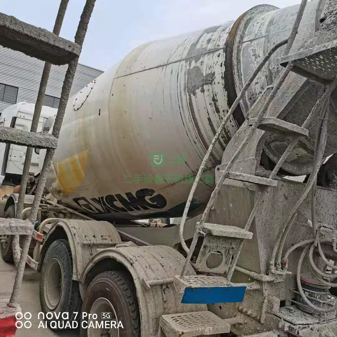 出售2018年底徐工漢風輕量化大12方攪拌車，濰柴動力，350馬力