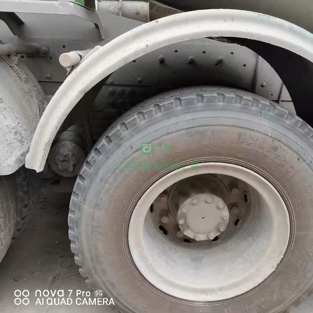 出售2018年底徐工漢風輕量化大12方攪拌車，濰柴動力，350馬力