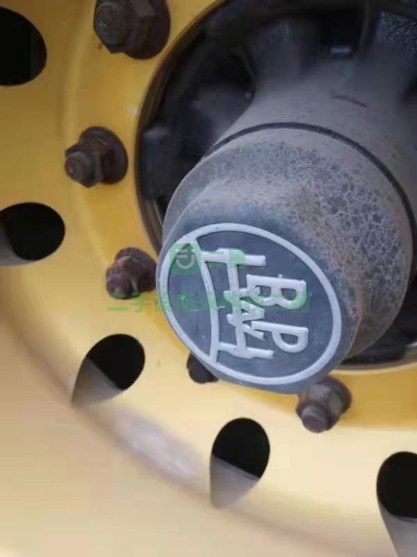 出售一臺恩信牌38立方水泥罐車庫存新車