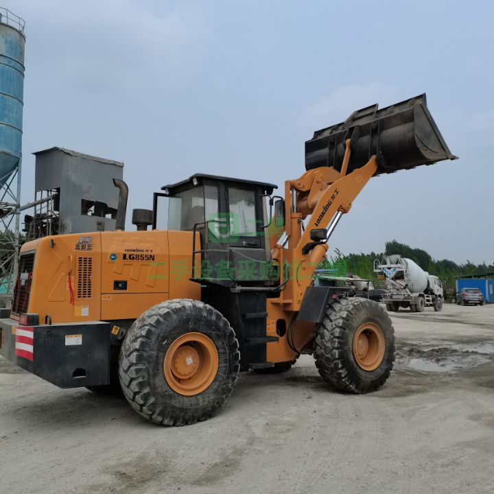 河北出售9成新電噴龍工855N裝載機