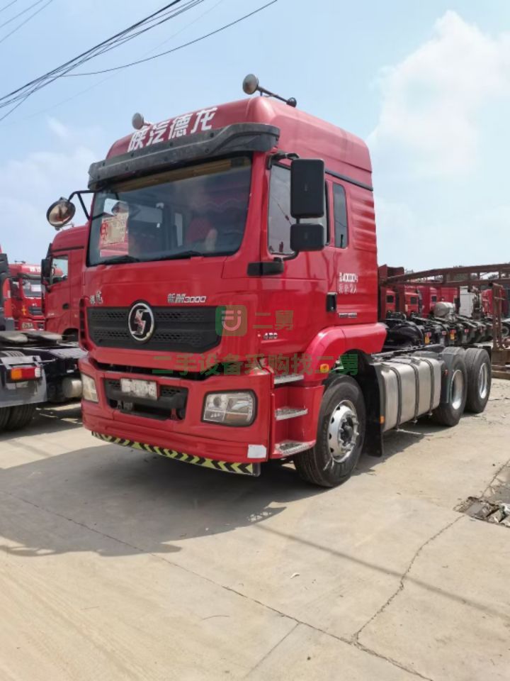 出售19年德龍M3000雙驅車體430馬力牽引車原版可分期