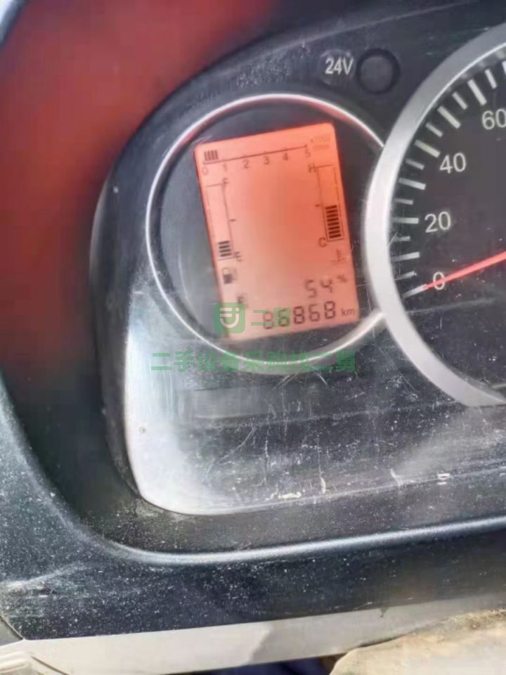 出售二手東風福瑞卡5噸油罐車