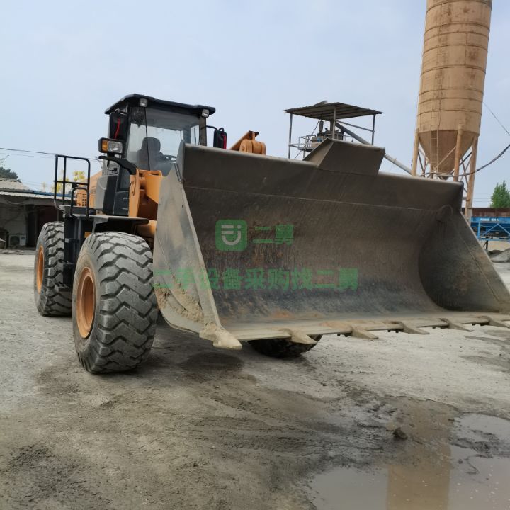 河北出售9成新電噴龍工855N裝載機