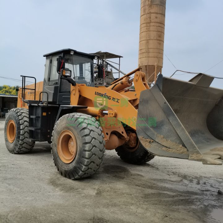 河北出售9成新電噴龍工855N裝載機