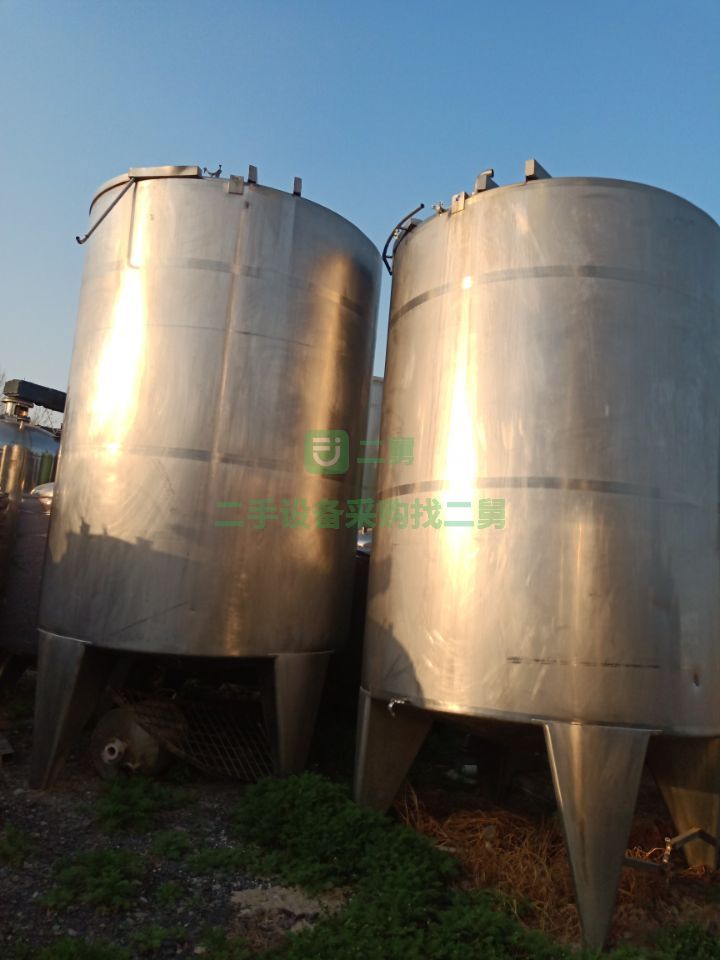 出售二手的6立方不銹鋼乳品發酵罐