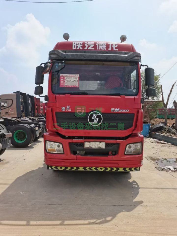 出售19年德龍M3000雙驅車體430馬力牽引車原版可分期