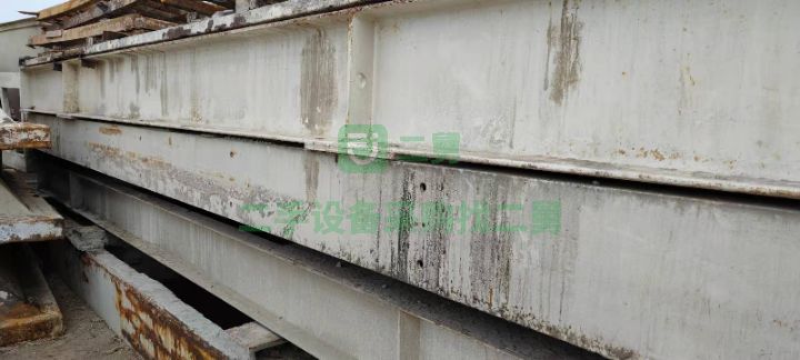 出售14年中聯(lián)重科240型混凝土攪拌站，六斗地倉配料機