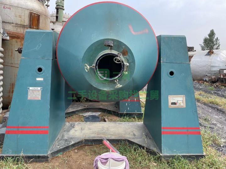 出售二手的3噸雙椎干燥機(jī)