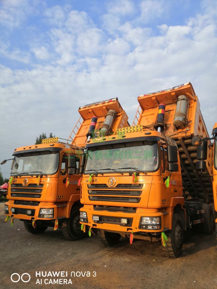 出售二手的19年德龍F3000土方車