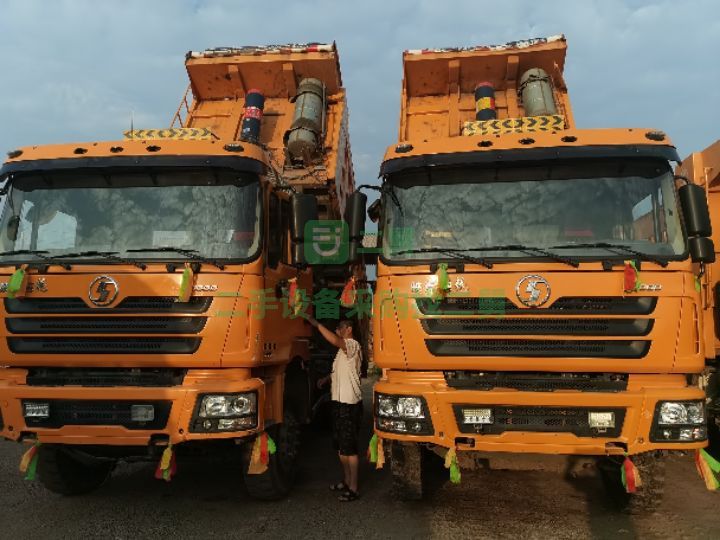 山西出售18年陜汽德龍F3000國三電噴自卸車，中集大箱