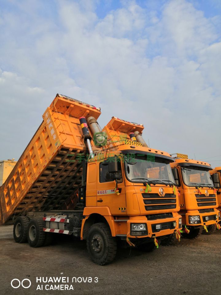 出售二手的19年德龍F3000土方車
