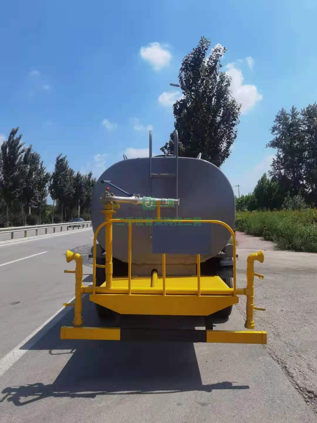 出售庫存國五陜汽德龍灑水車15立方