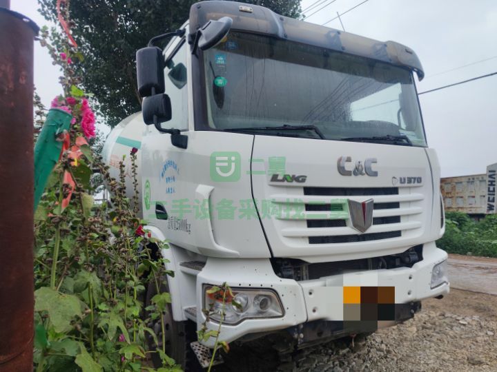 出售精品二手攪拌車，瑞江上裝，大14方罐體