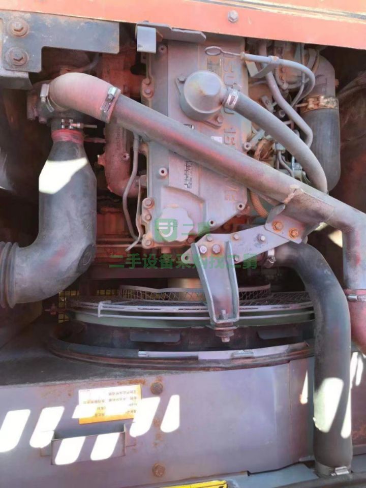 出售二手八成新的日立200-3挖掘機