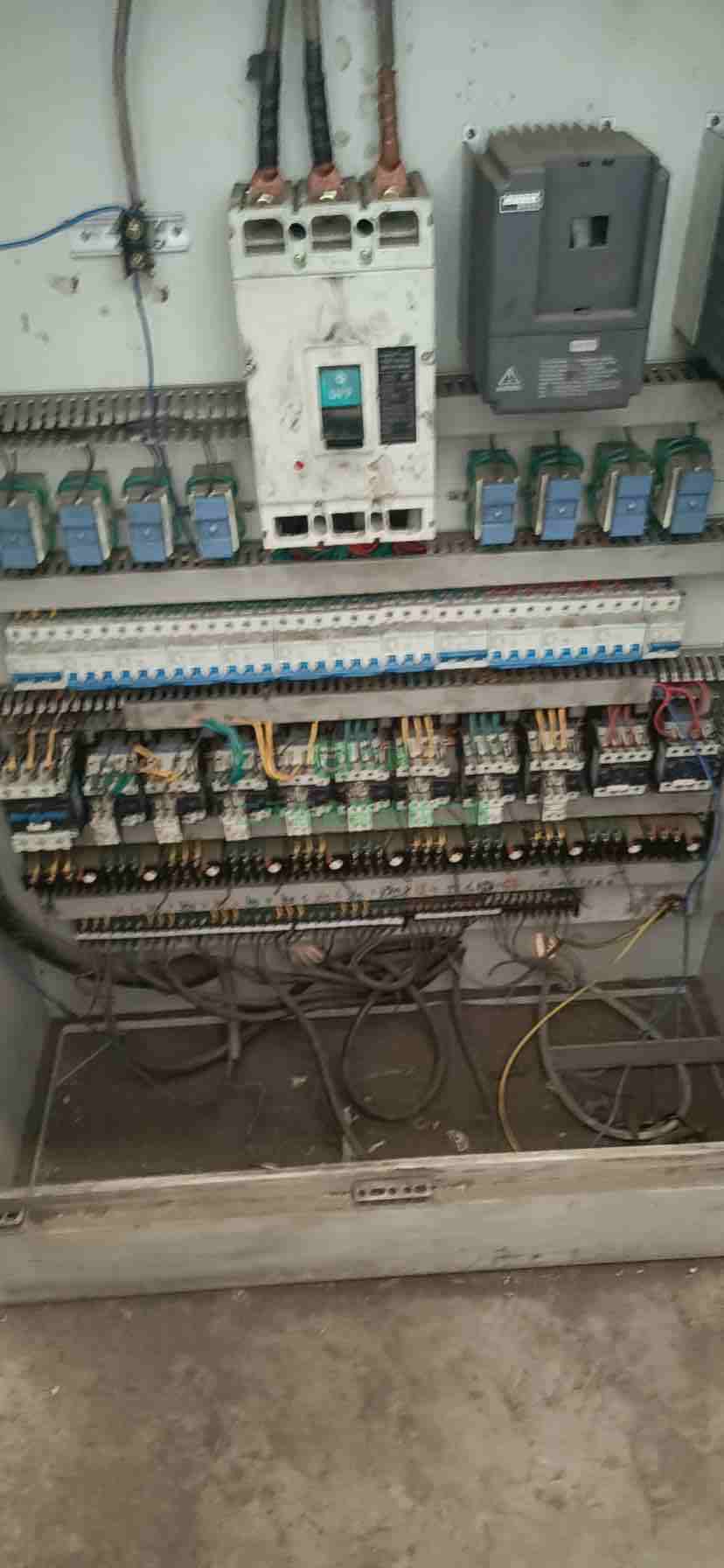 出售寬1.9米，高1.9米通過式拋丸機(jī)
