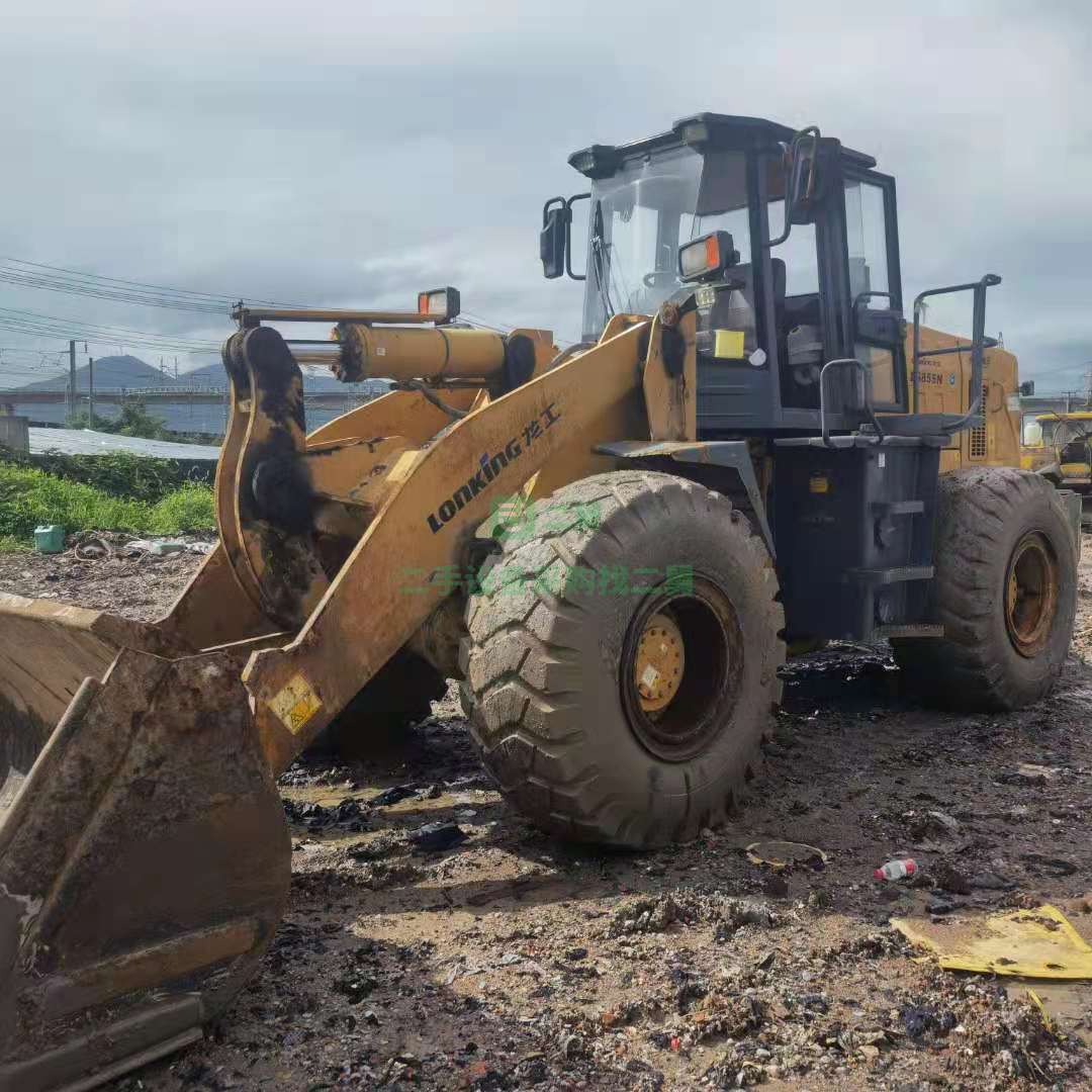 出售2017年龍工855年N裝載機，原版原漆