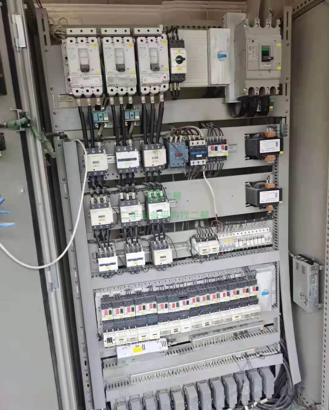 出售14年三一雙線180攪拌站，五斗地倉配料機