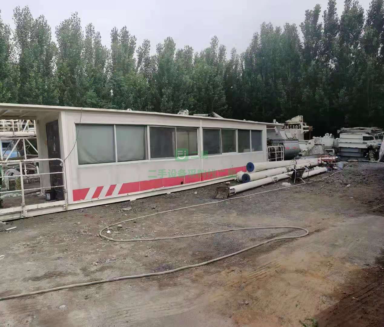出售14年三一雙線180攪拌站，五斗地倉配料機