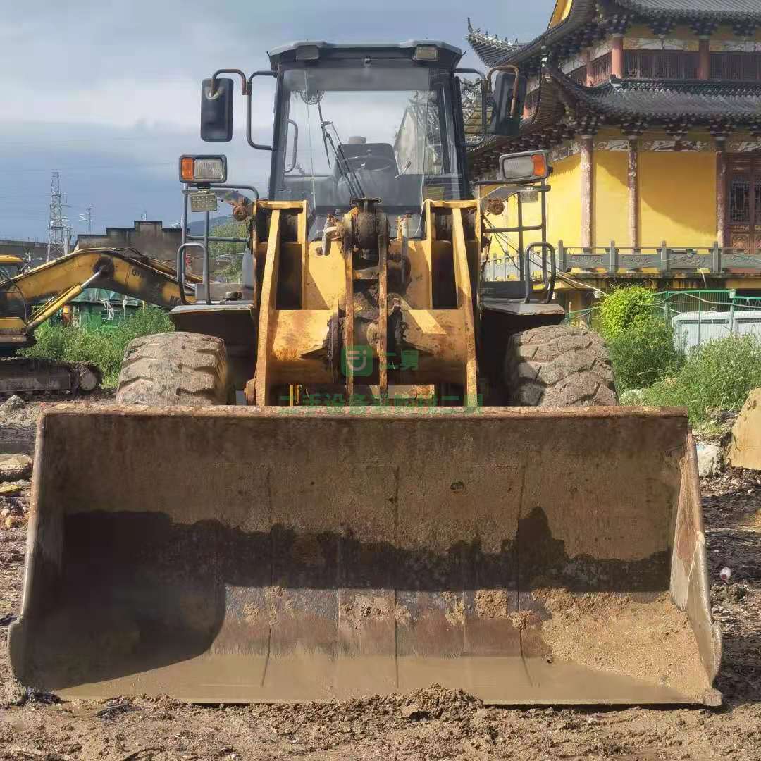 出售2017年龍工855年N裝載機，原版原漆