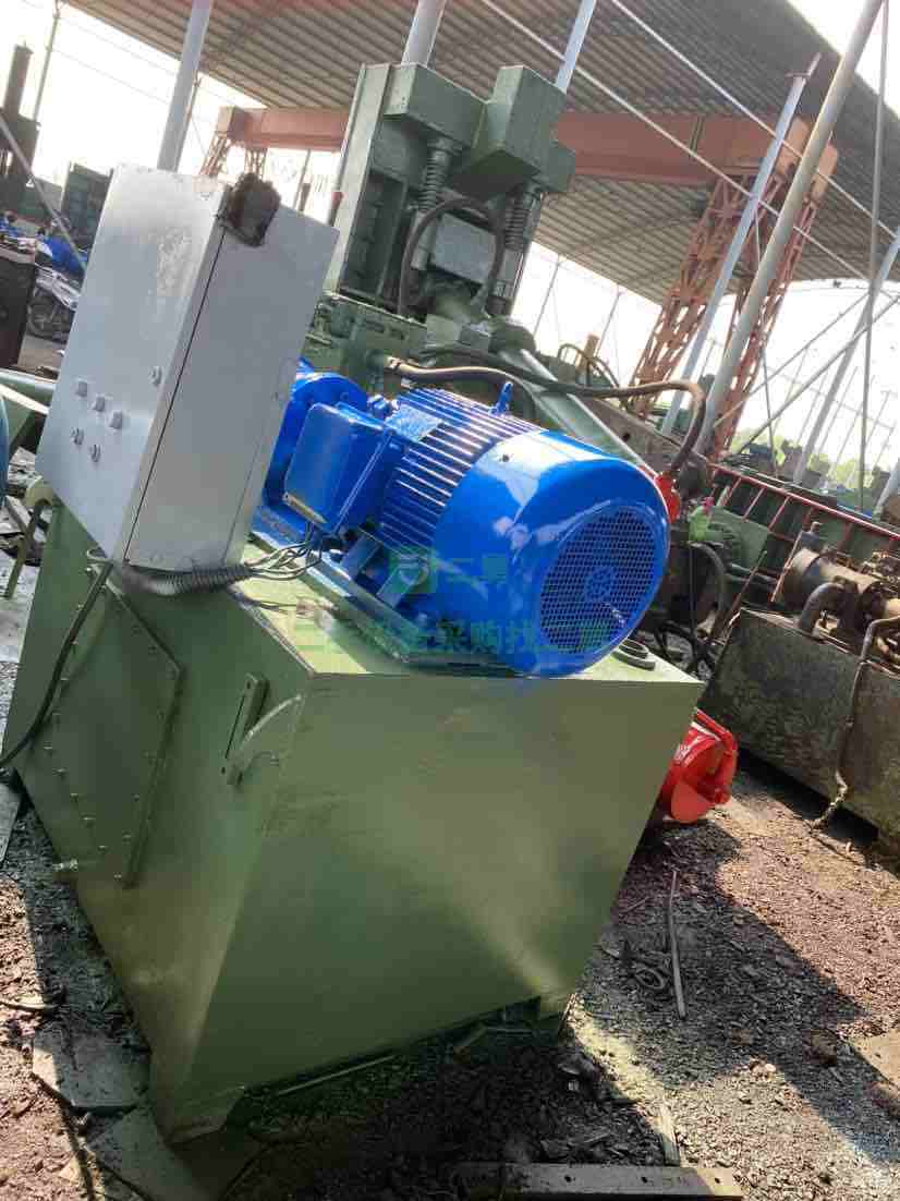 出售二手的九成新的160T金屬液壓壓塊機
