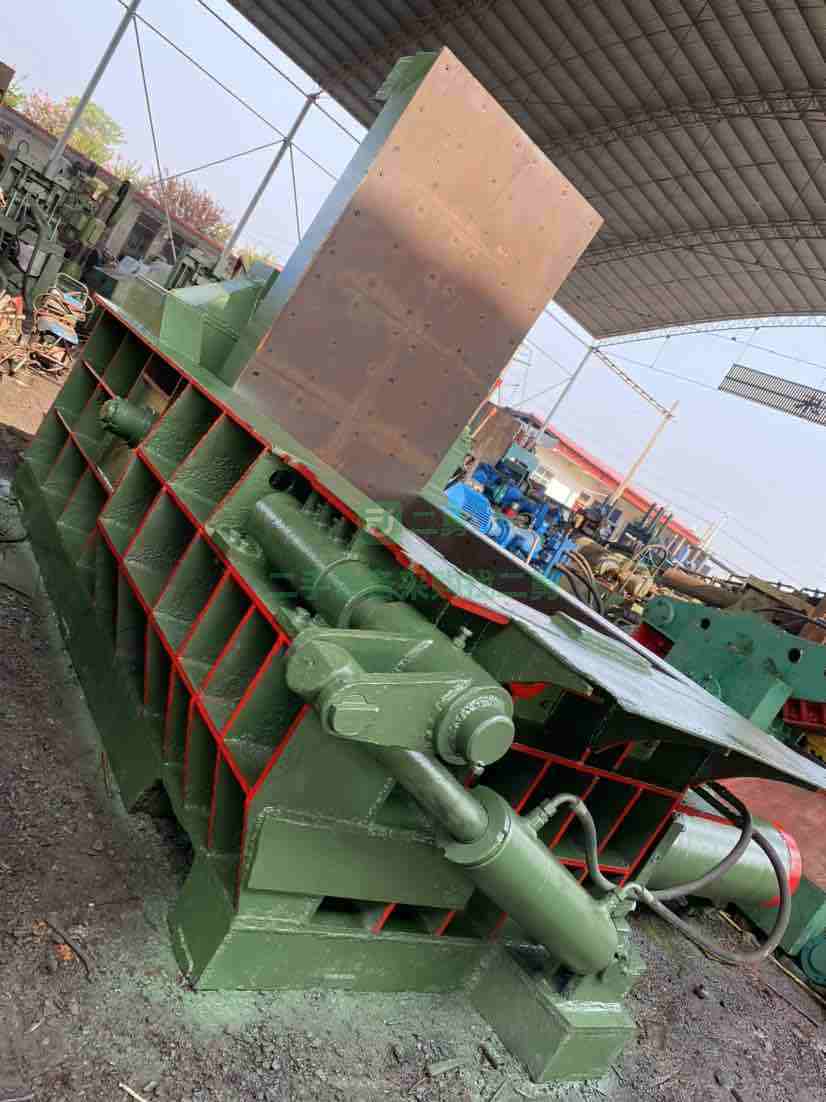 出售二手的九成新的160T金屬液壓壓塊機