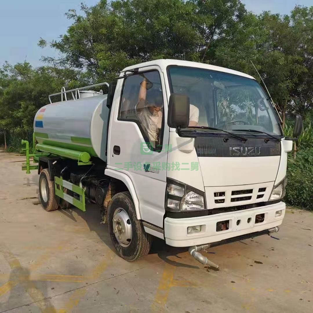 急售20年五十鈴5立方灑水車，庫存灑水車質保一年
