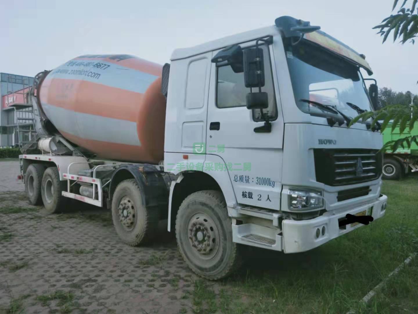 出售攪拌車2013年豪沃中聯16方