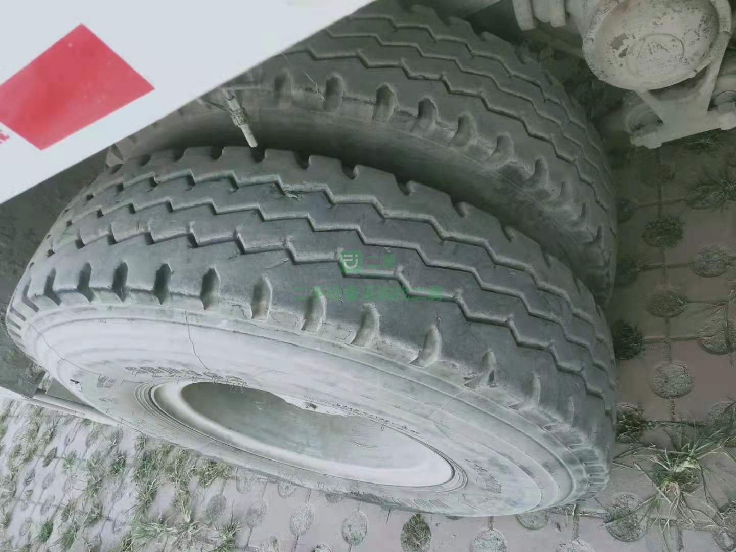 出售攪拌車2013年豪沃中聯16方