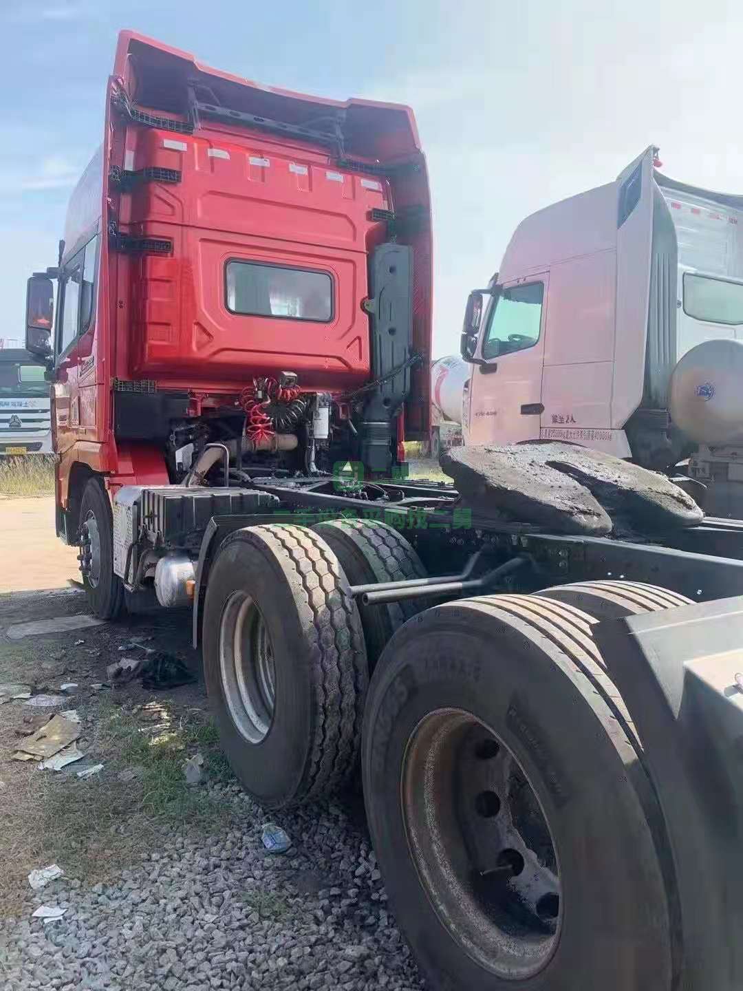 出售牽引車2019年7月德龍X3000MAX二代，550馬力濰柴發動機，帶審車強險1整年