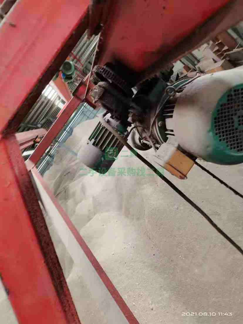 低價出售大型吊鉤式拋丸機，寬三米，高三米五，九成新