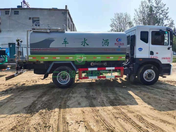 出售東風(fēng)多利卡D9/12方灑水車
