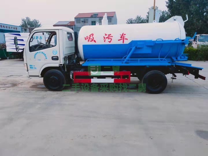 出售東風福瑞卡吸污車